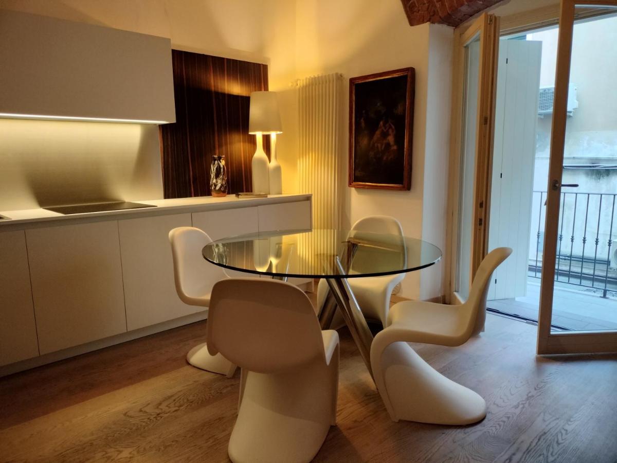 Juliet'S Neighbours- Luxury Apartment فيرونا المظهر الخارجي الصورة