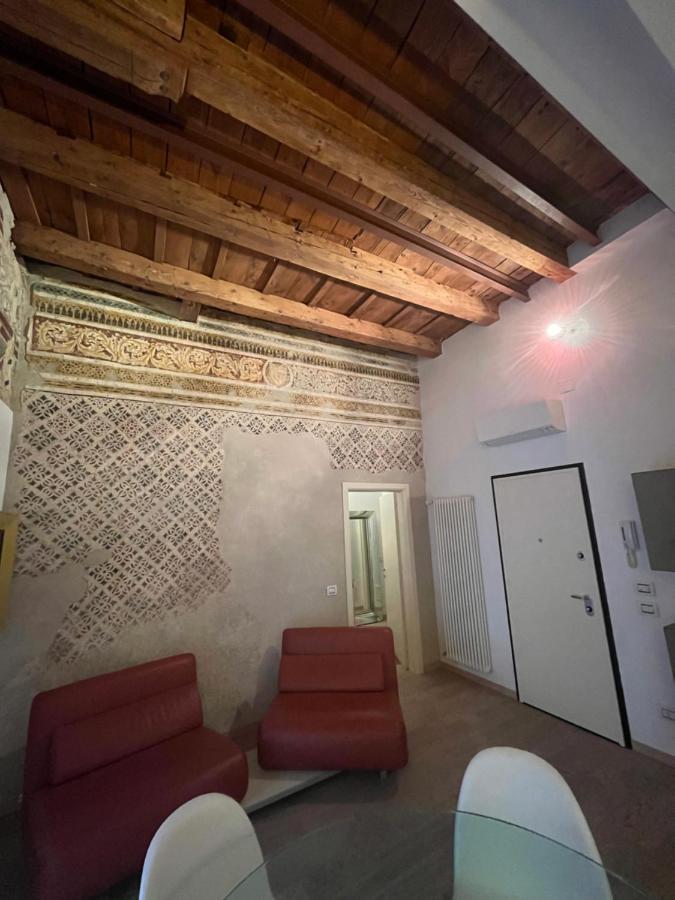 Juliet'S Neighbours- Luxury Apartment فيرونا المظهر الخارجي الصورة